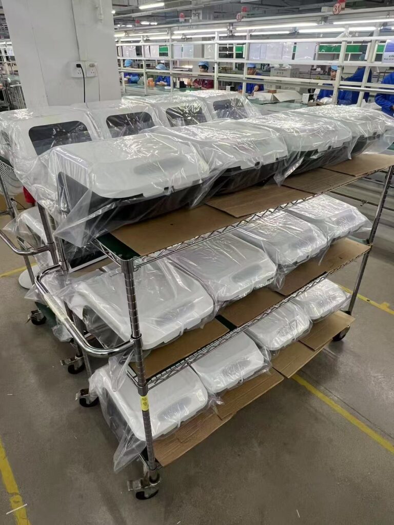 Wall humidifier production team (1)